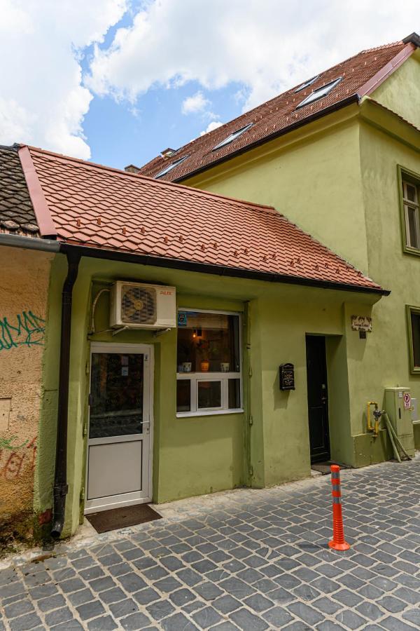 Backpacker'S Room Brasov Bagian luar foto
